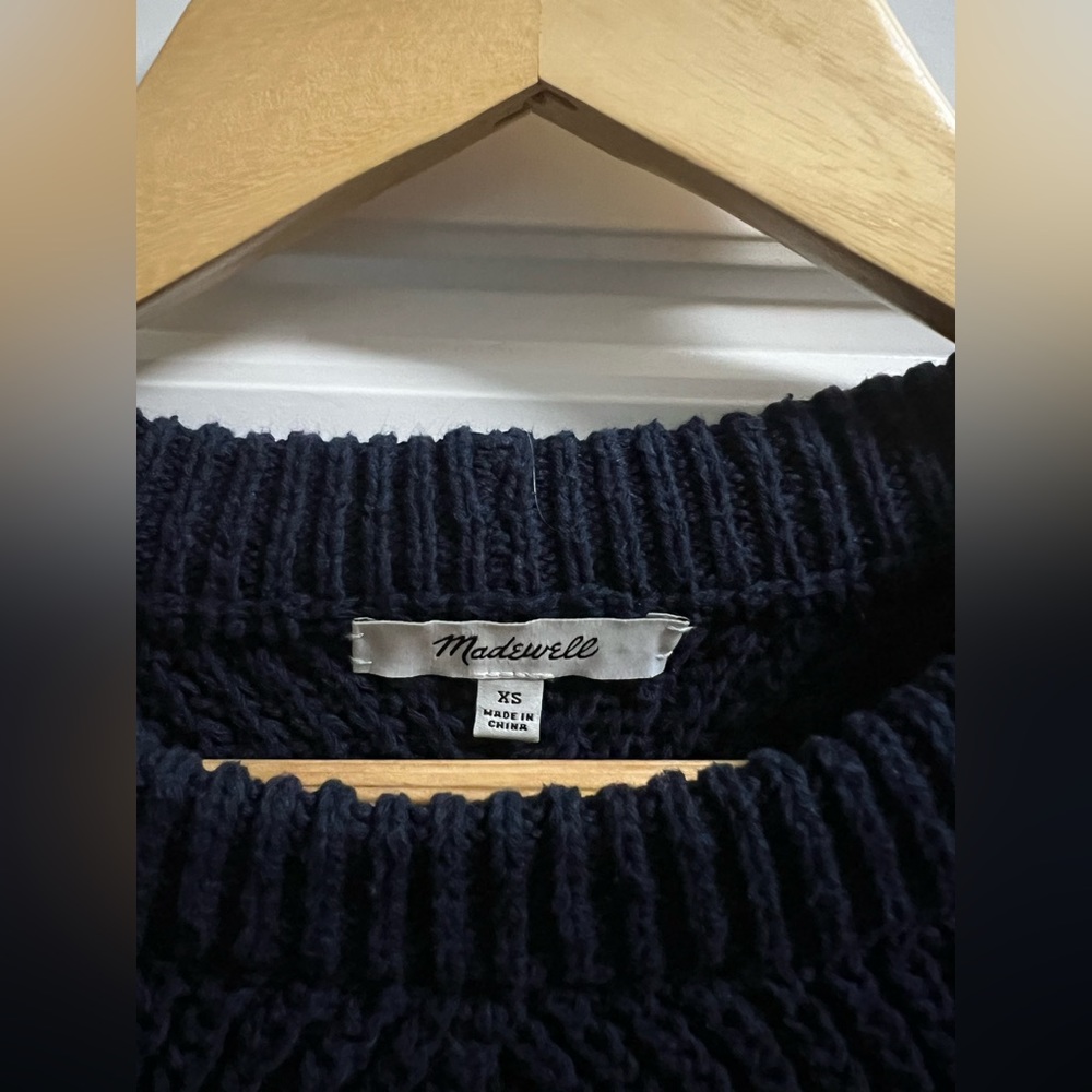 NWOT Madewell navy chunky diagonal knit 100% cotton sweater in size XS. - Picture 2 of 7